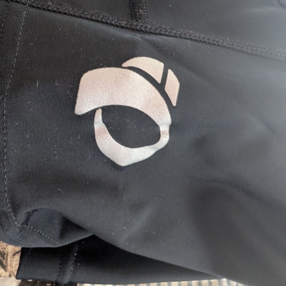 Pearl Izumi Women's Black Cycling Shorts Shorter Than Bermuda - Picture 2 of 4